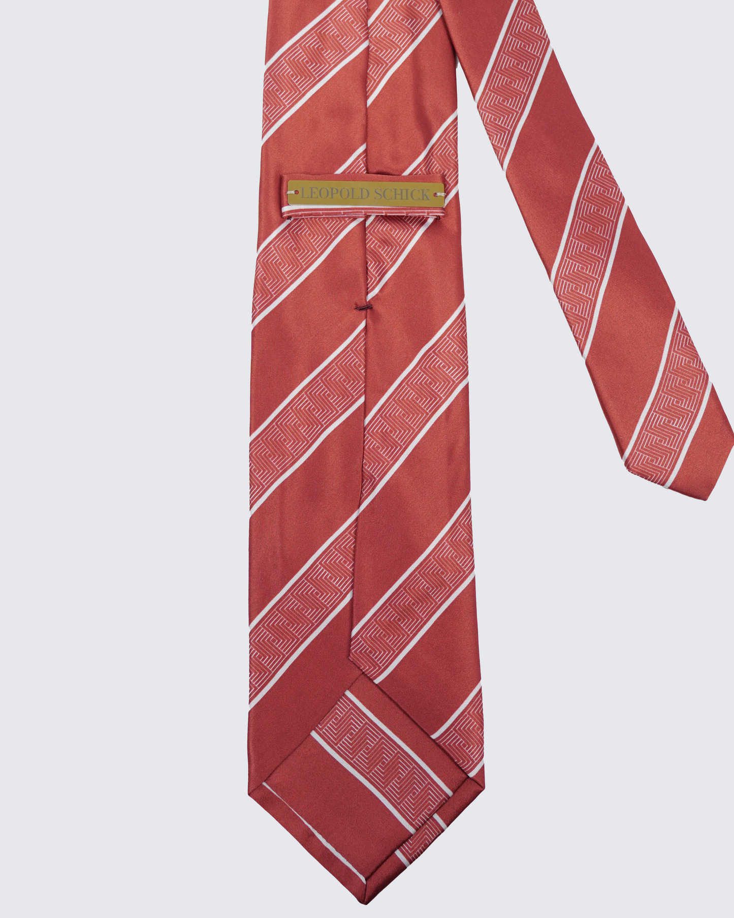 7-fold tie red stripes