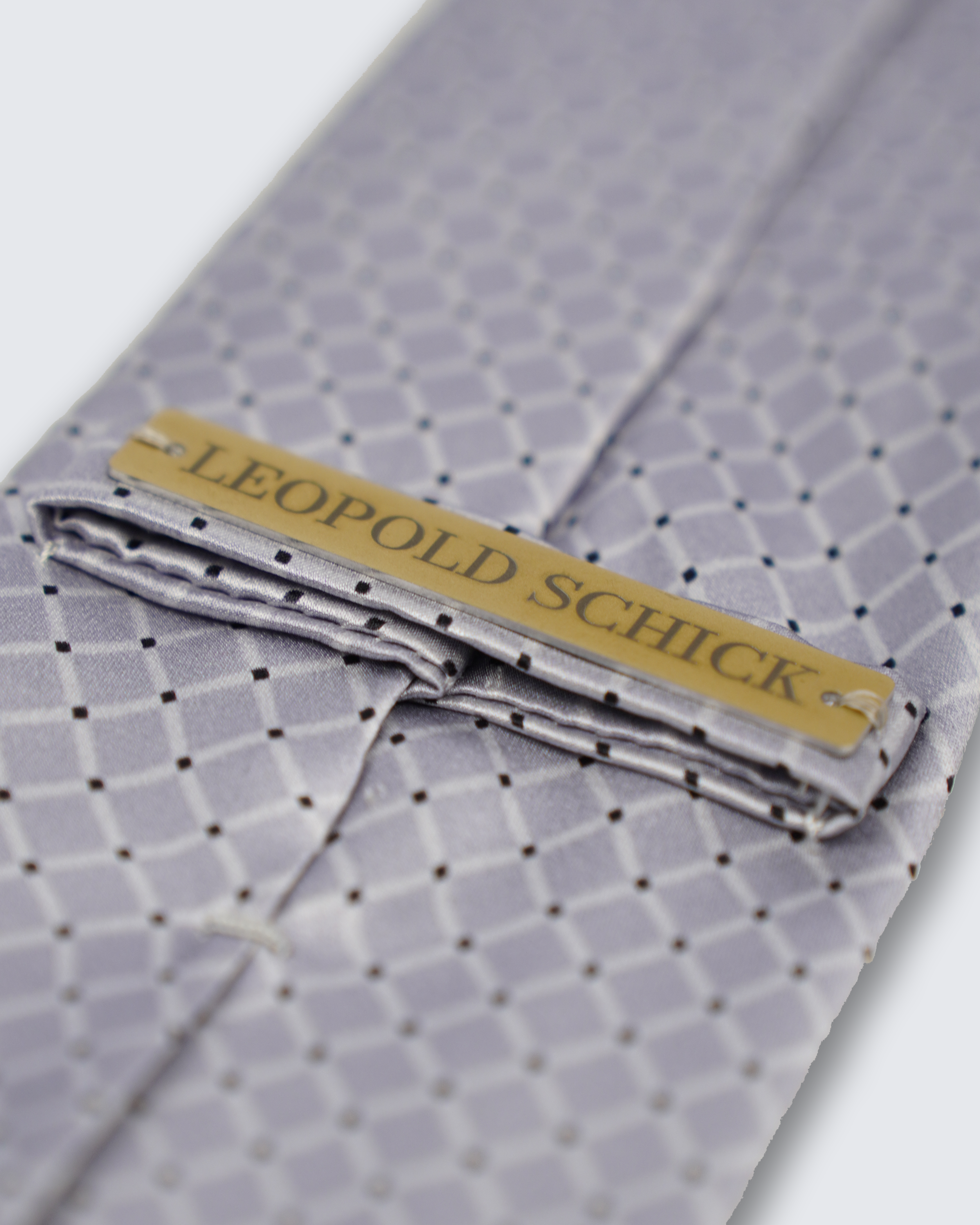 7-Fold tie micropattern grey